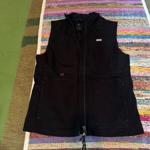 Figs Technical Collection Black Vest